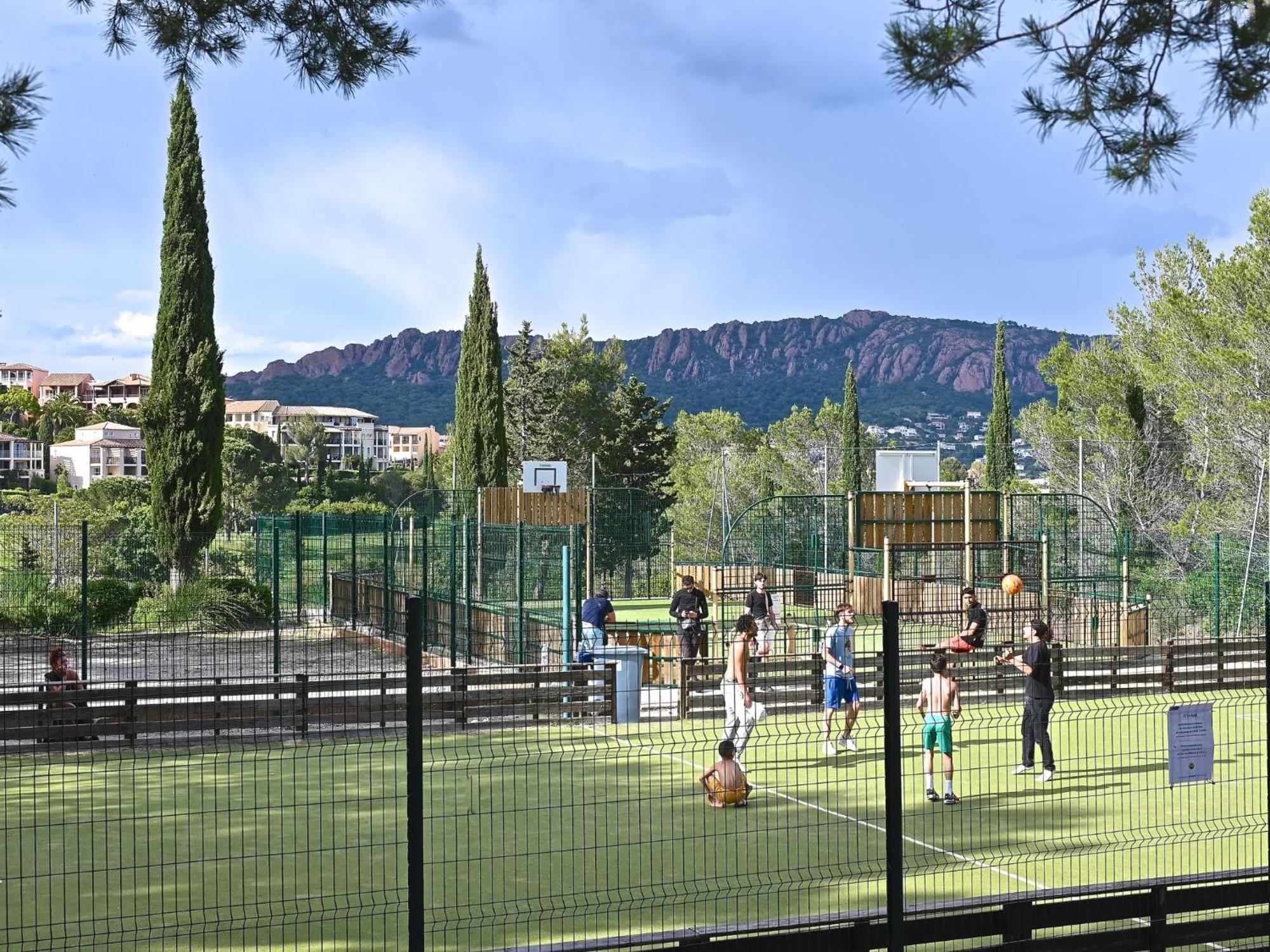 Apartment Village Cap Esterel - L'Esquinade-31 By Interhome Saint-Raphaël Buitenkant foto