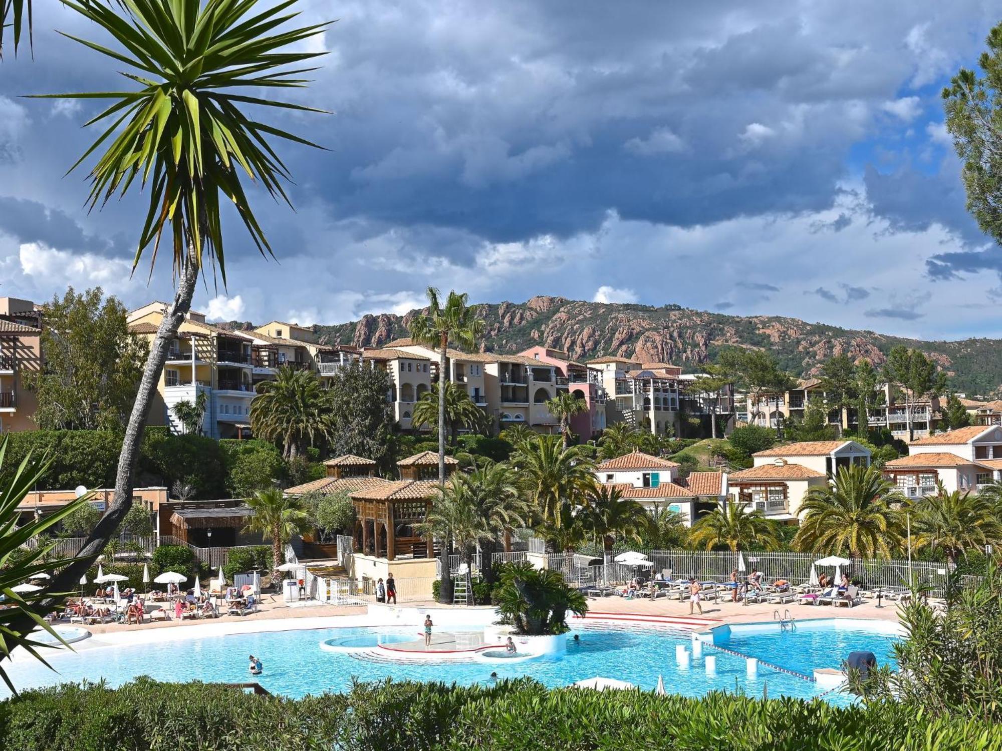 Apartment Village Cap Esterel - L'Esquinade-31 By Interhome Saint-Raphaël Buitenkant foto